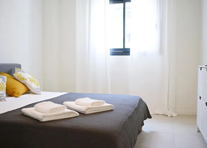 Amalia\'S Home: Luminoso Apartamento Muy Cerca De La Playa